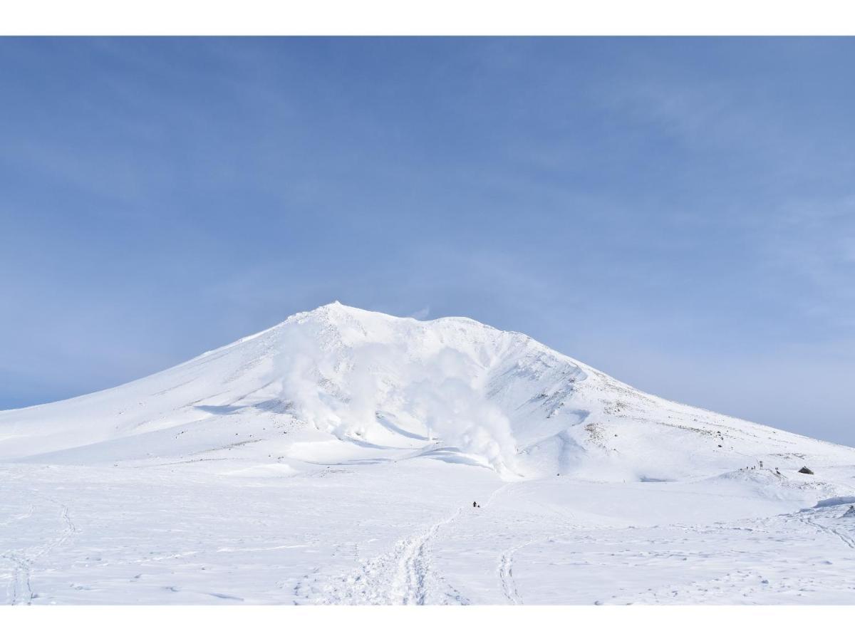 Hotel Hanafuji Inn NakaNakafurano Exteriör bild