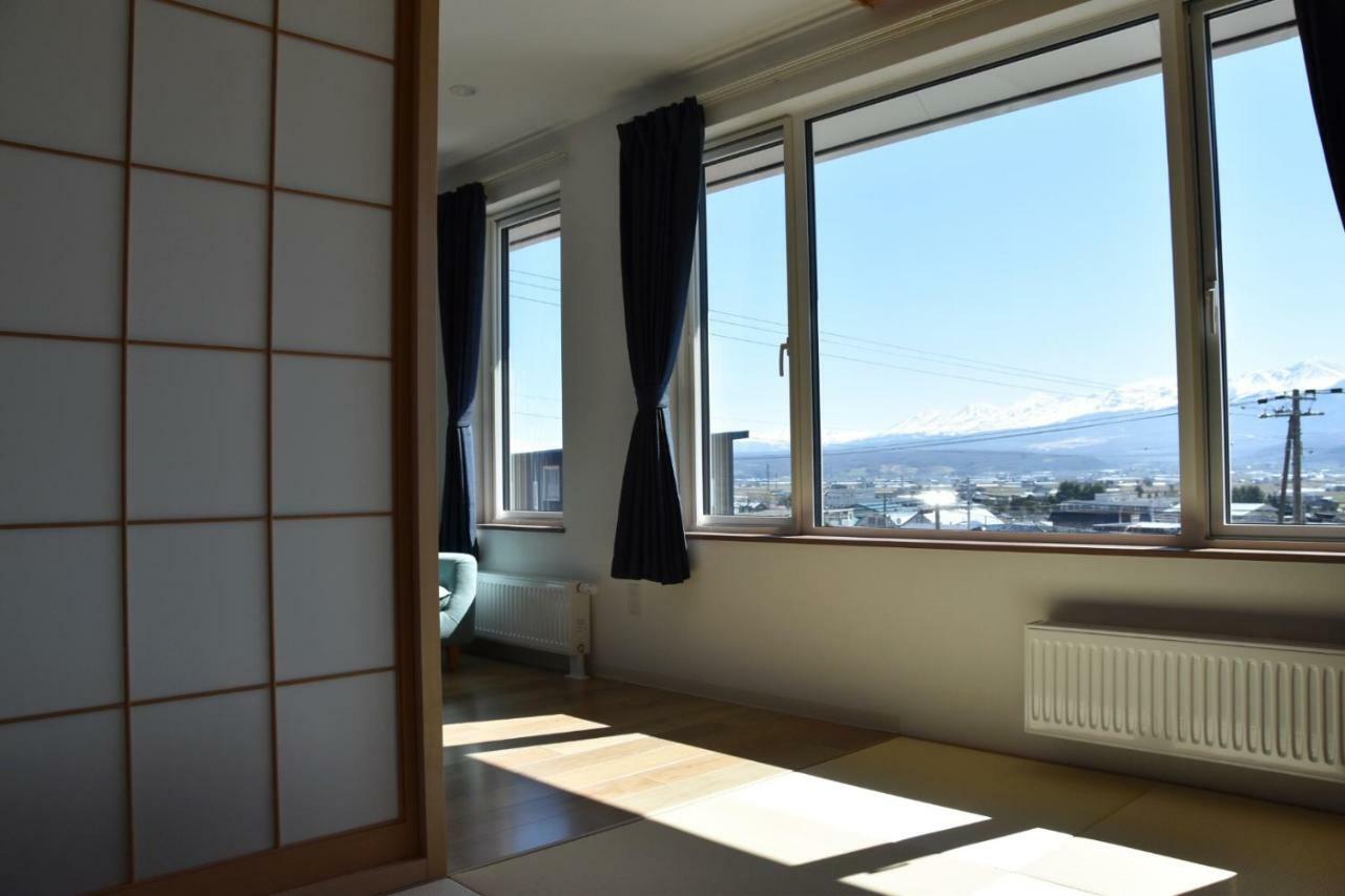 Hotel Hanafuji Inn Nakafurano Exteriör bild